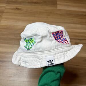 Adidas Originals “Love Unites” Bucket Hat – White – OSFA